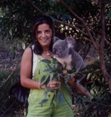 koalagirl.jpg (12782 bytes)
